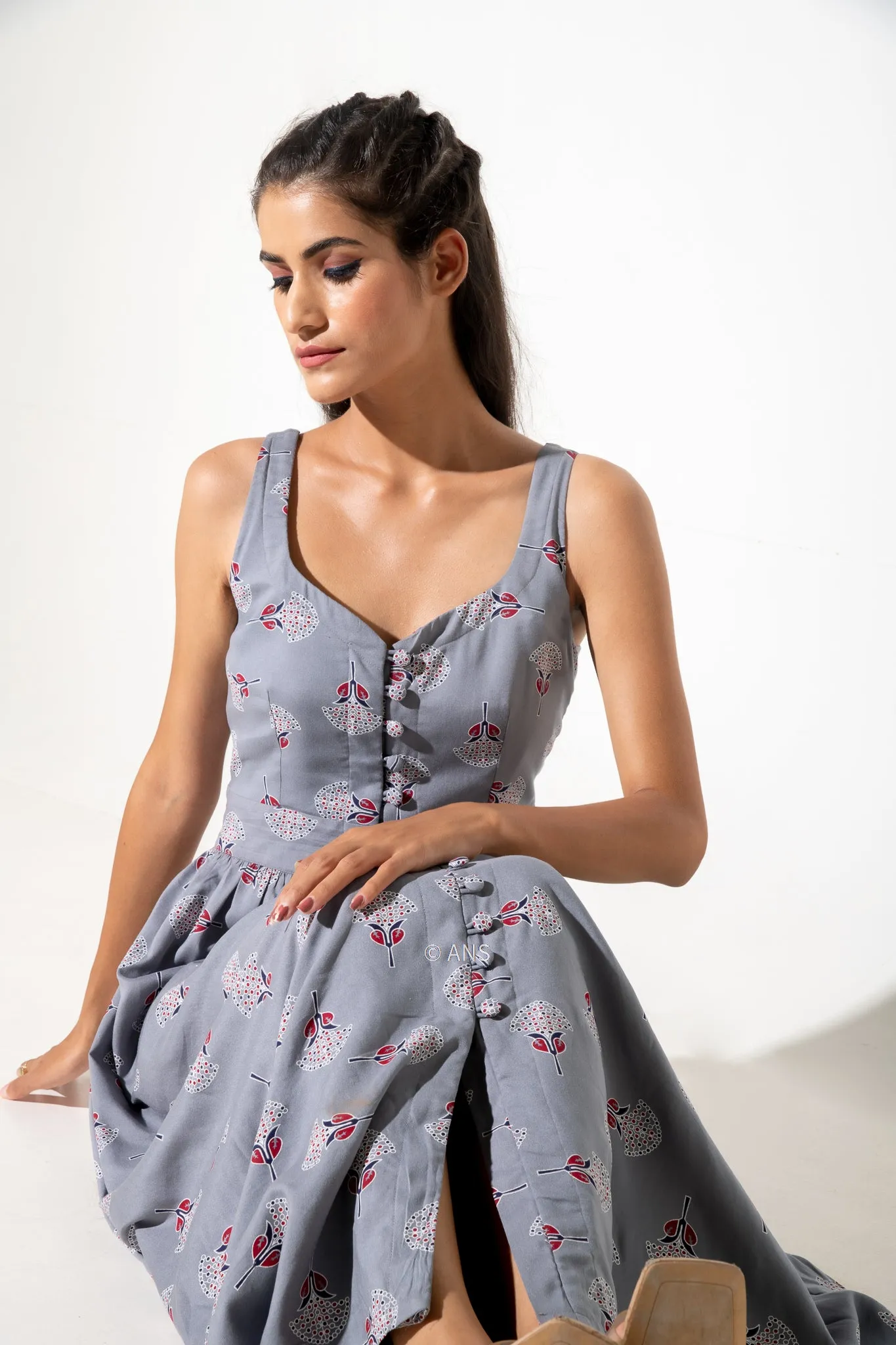 ARYAHI DRESS