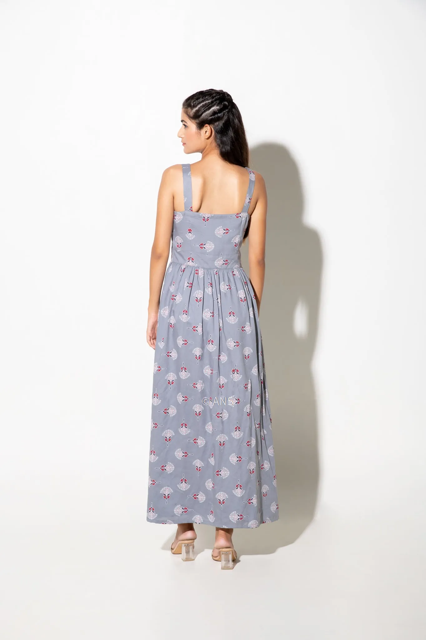 ARYAHI DRESS
