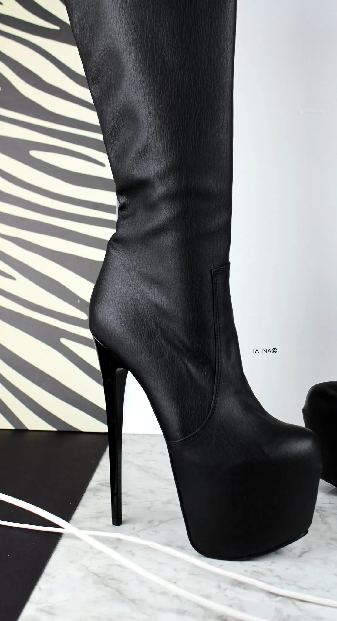 Mid-Calf High Heel Black Matte Boots
