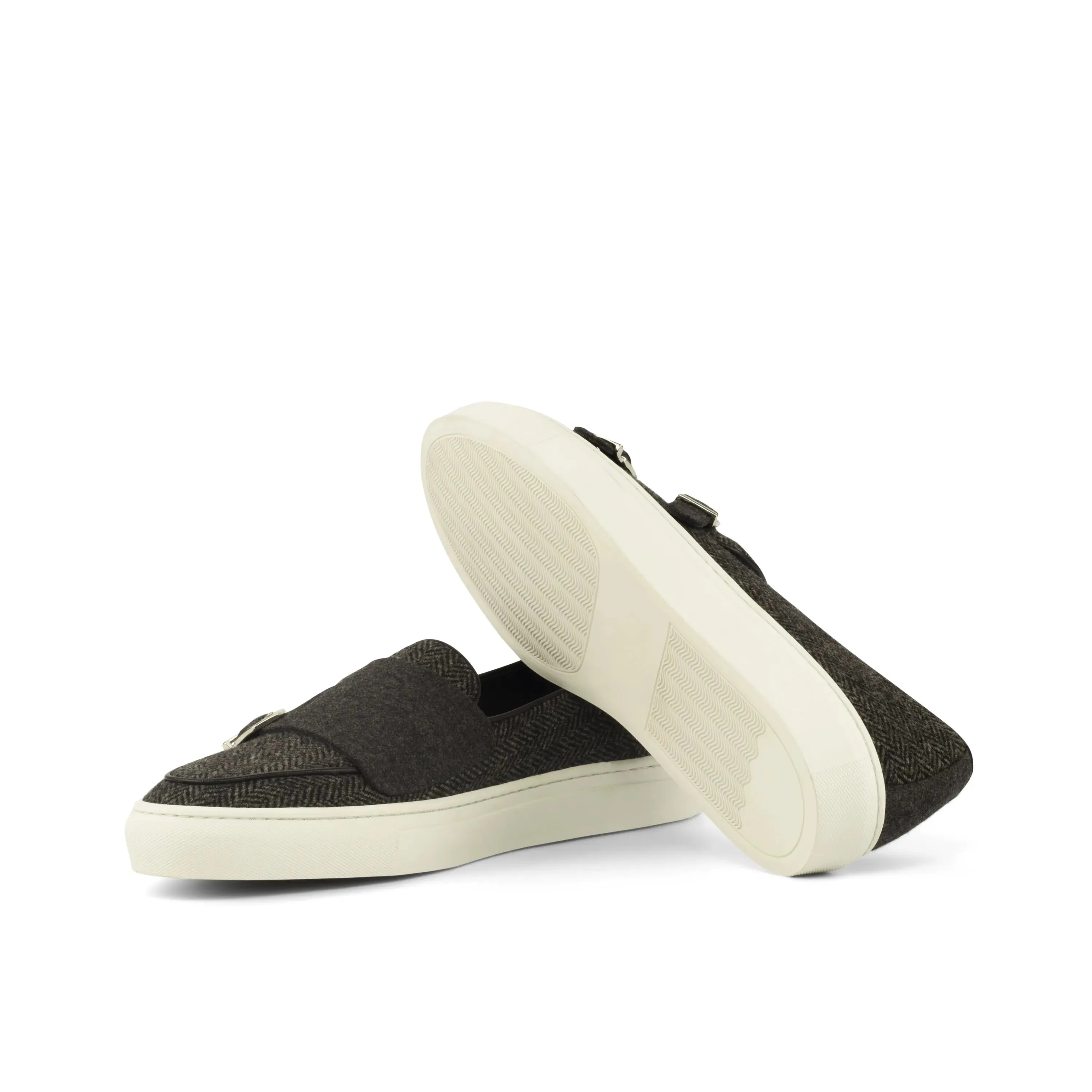 Trove monk sneaker